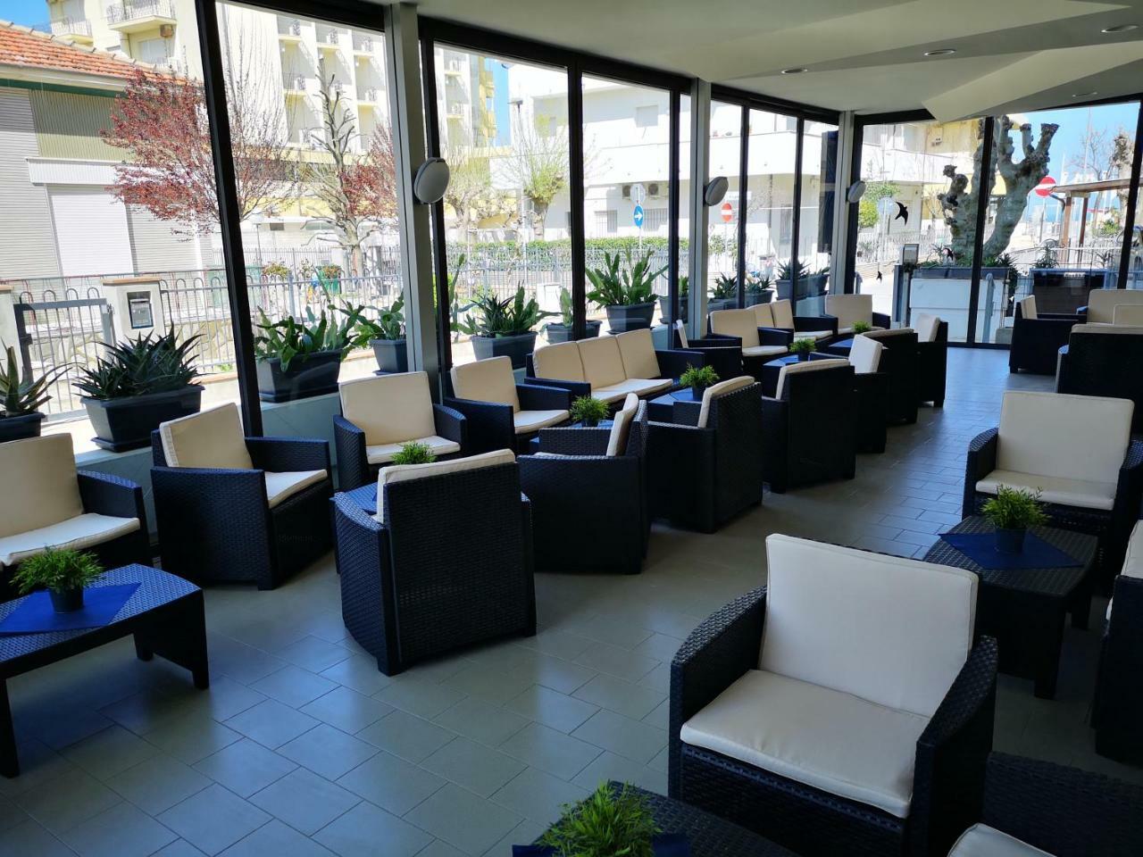 רימיני Hotel Tiglio מראה חיצוני תמונה
