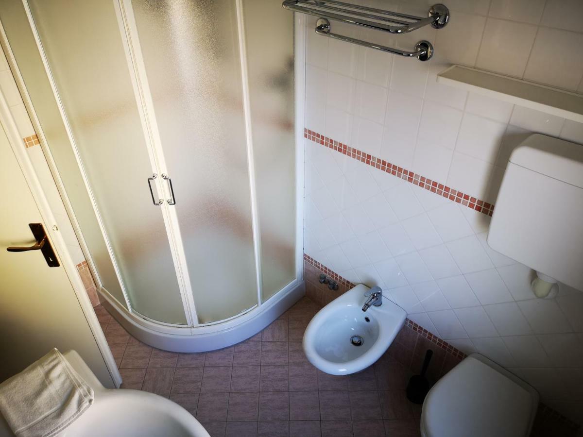 רימיני Hotel Tiglio מראה חיצוני תמונה
