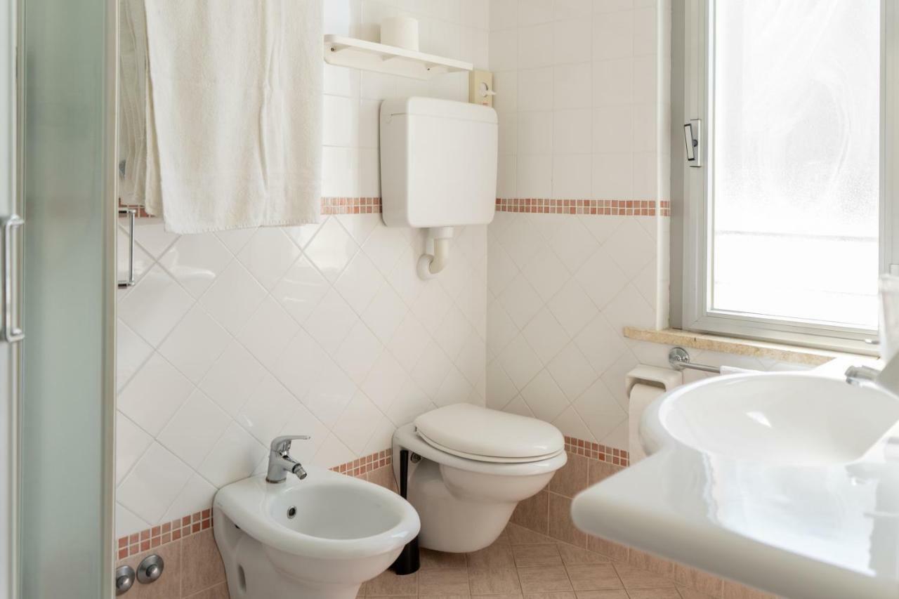 רימיני Hotel Tiglio מראה חיצוני תמונה