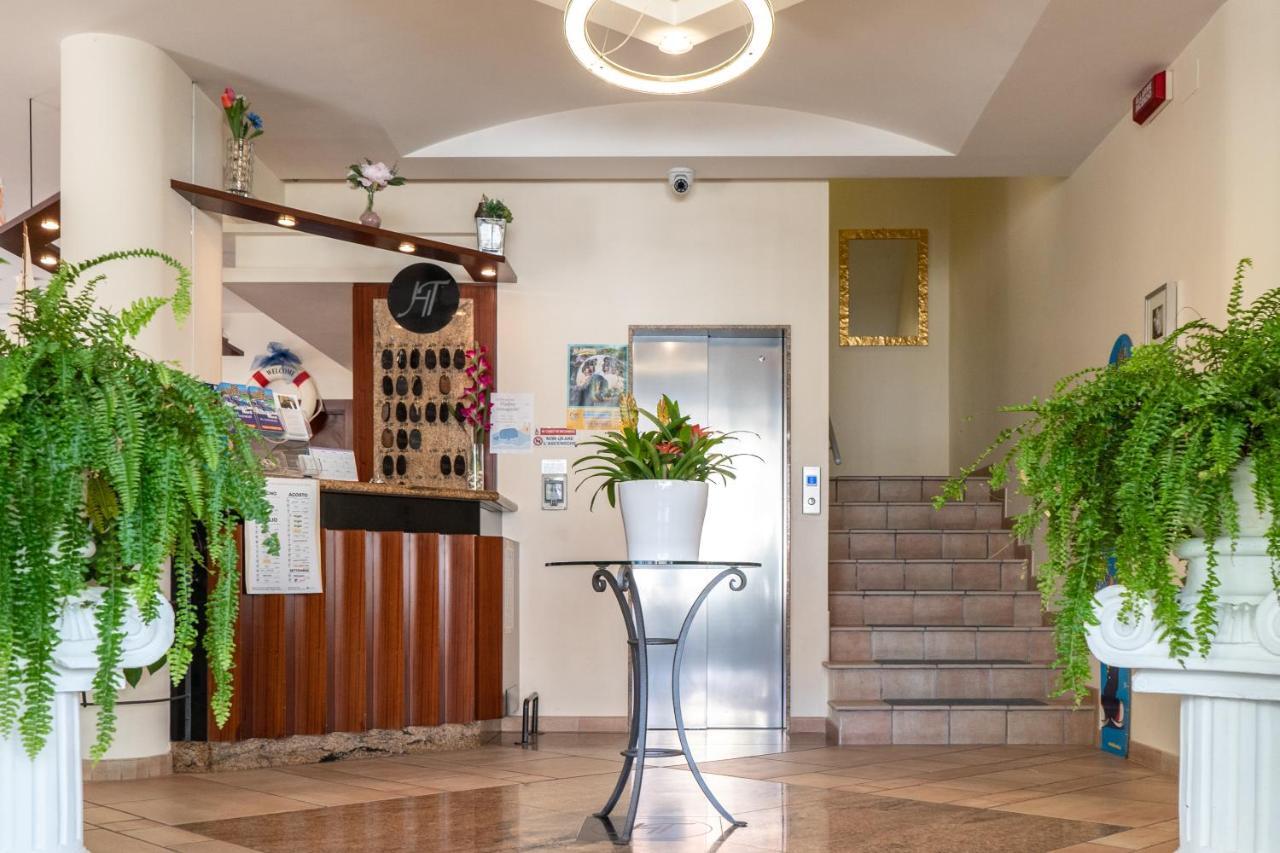רימיני Hotel Tiglio מראה חיצוני תמונה